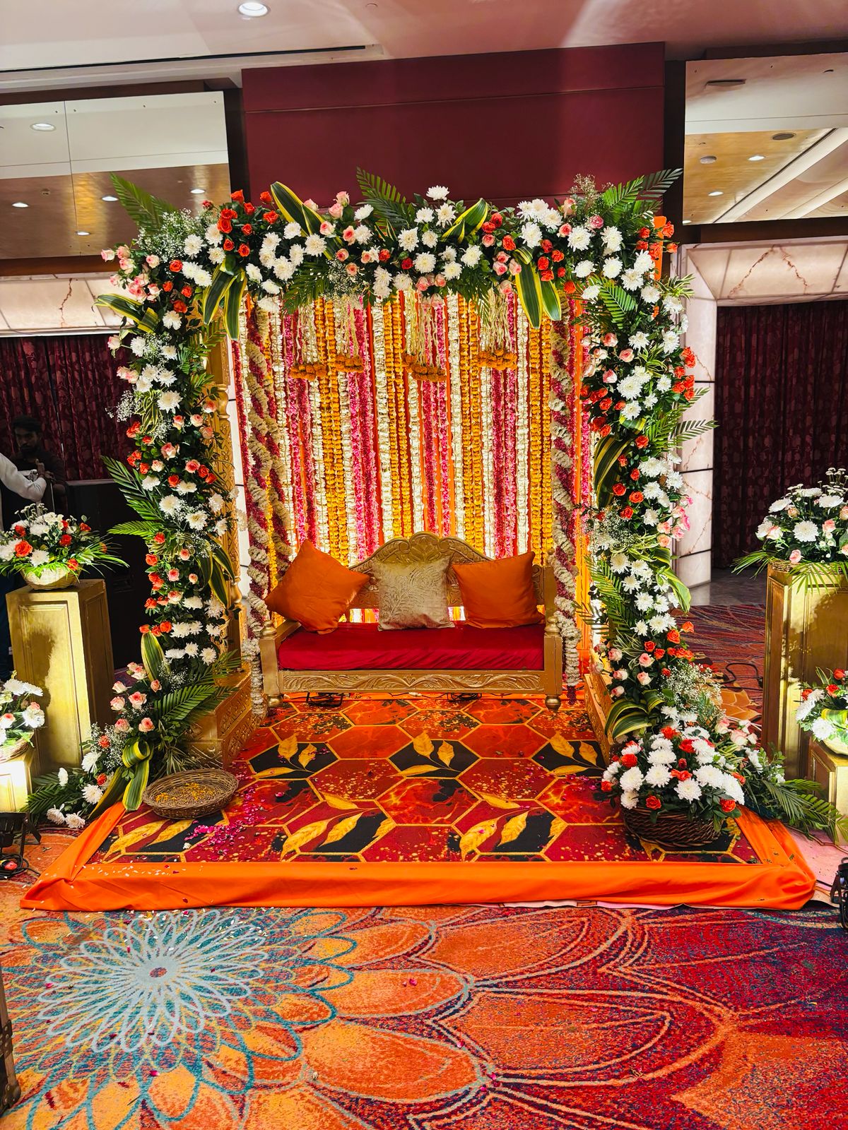 Mehendi Floral Stage
